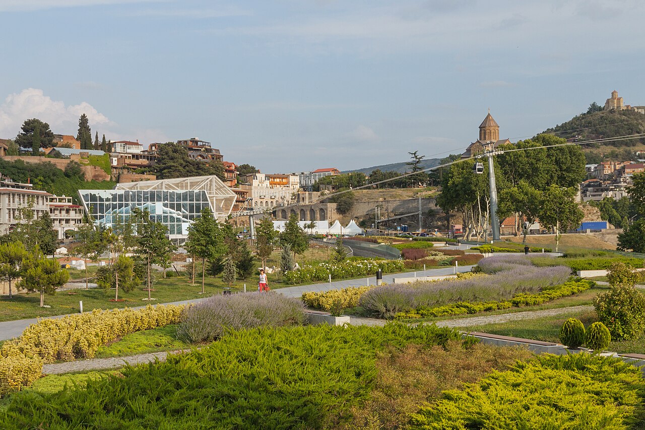 Rike Park. Photo by Marcin Konsek (CC BY-SA 4.0)
