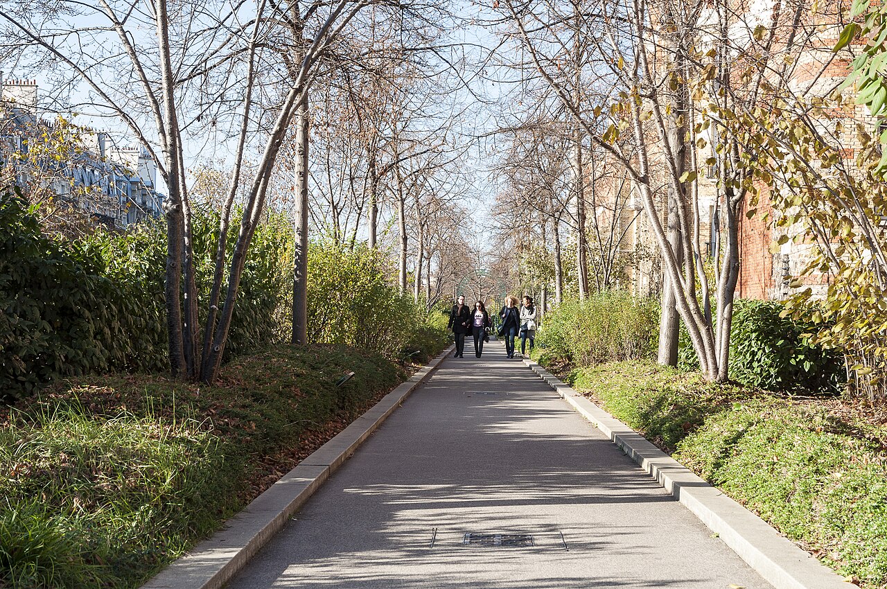 Coulée Verte René-Dumont. Photo by Cette photo a été prise par André ALLIOT. (CC0)