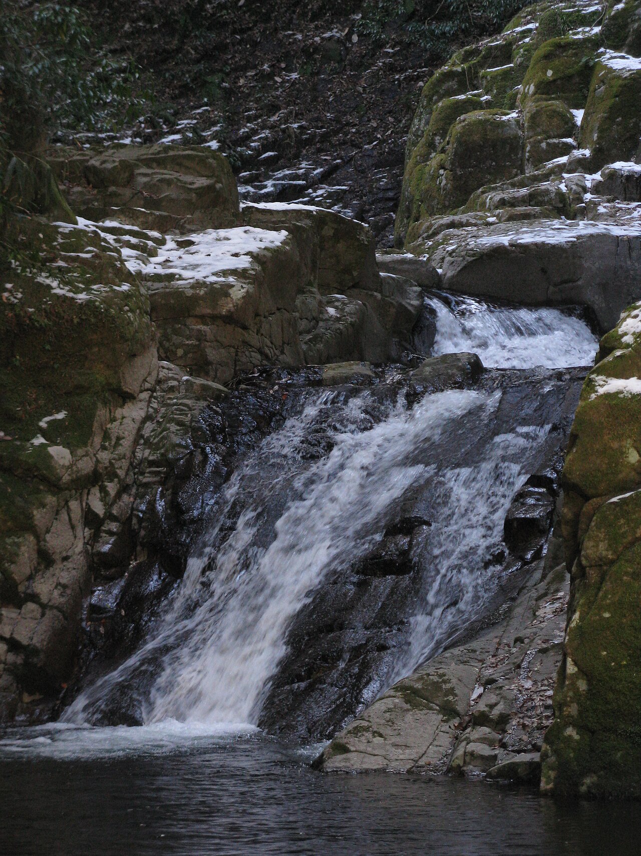 Akame 48 Waterfalls. Photo by KENPEI (CC BY-SA 3.0)