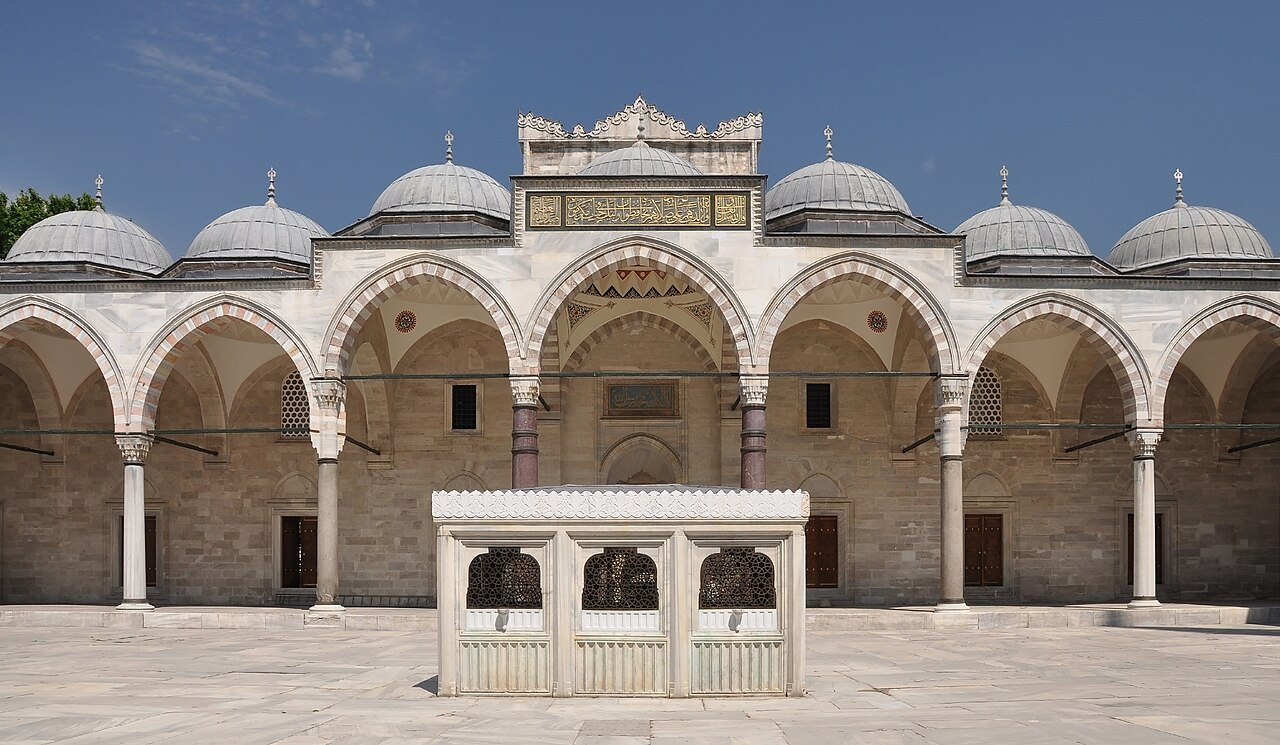 Süleymaniye Mosque. Photo by Moonik (CC BY-SA 3.0)